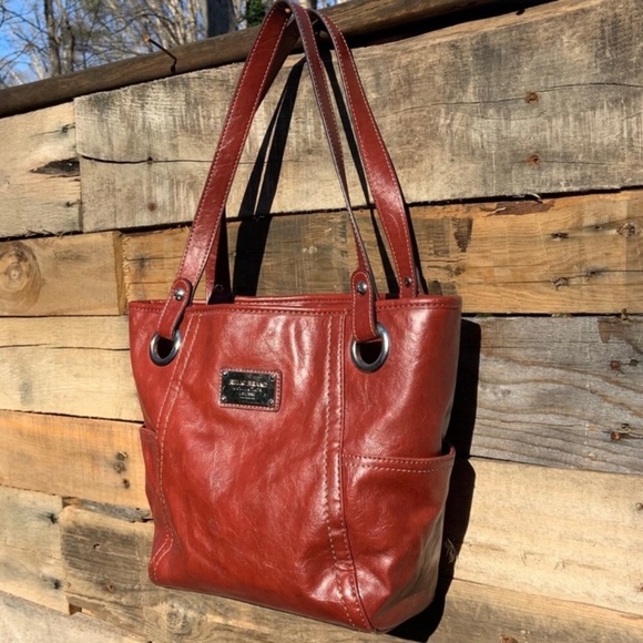 VTG RELIC Rust-Colored Vegan Leather Pocket Hobo Bag - Picture 5 of 13